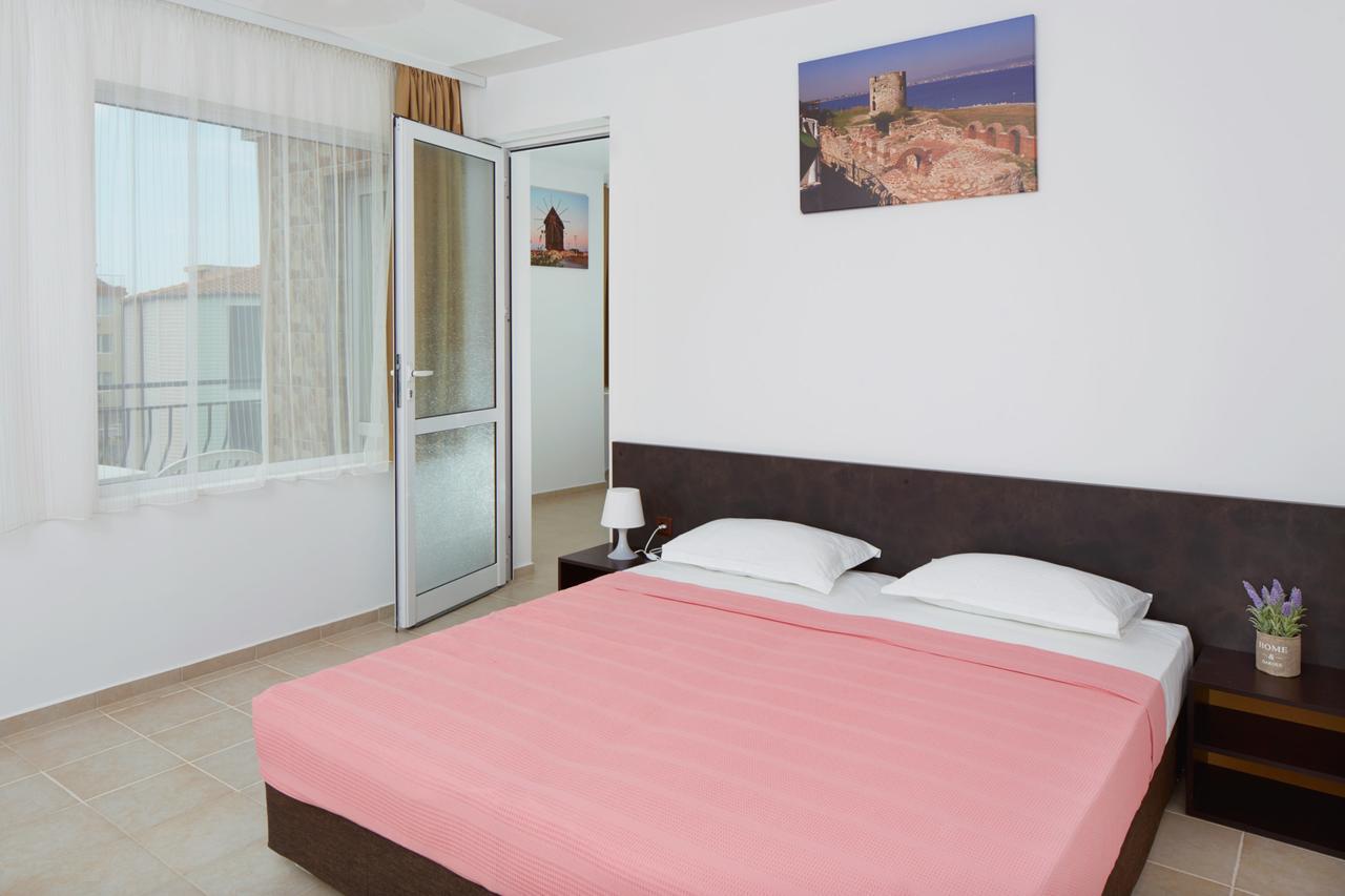 Complex Moskoyani Aparthotel Несебър Екстериор снимка